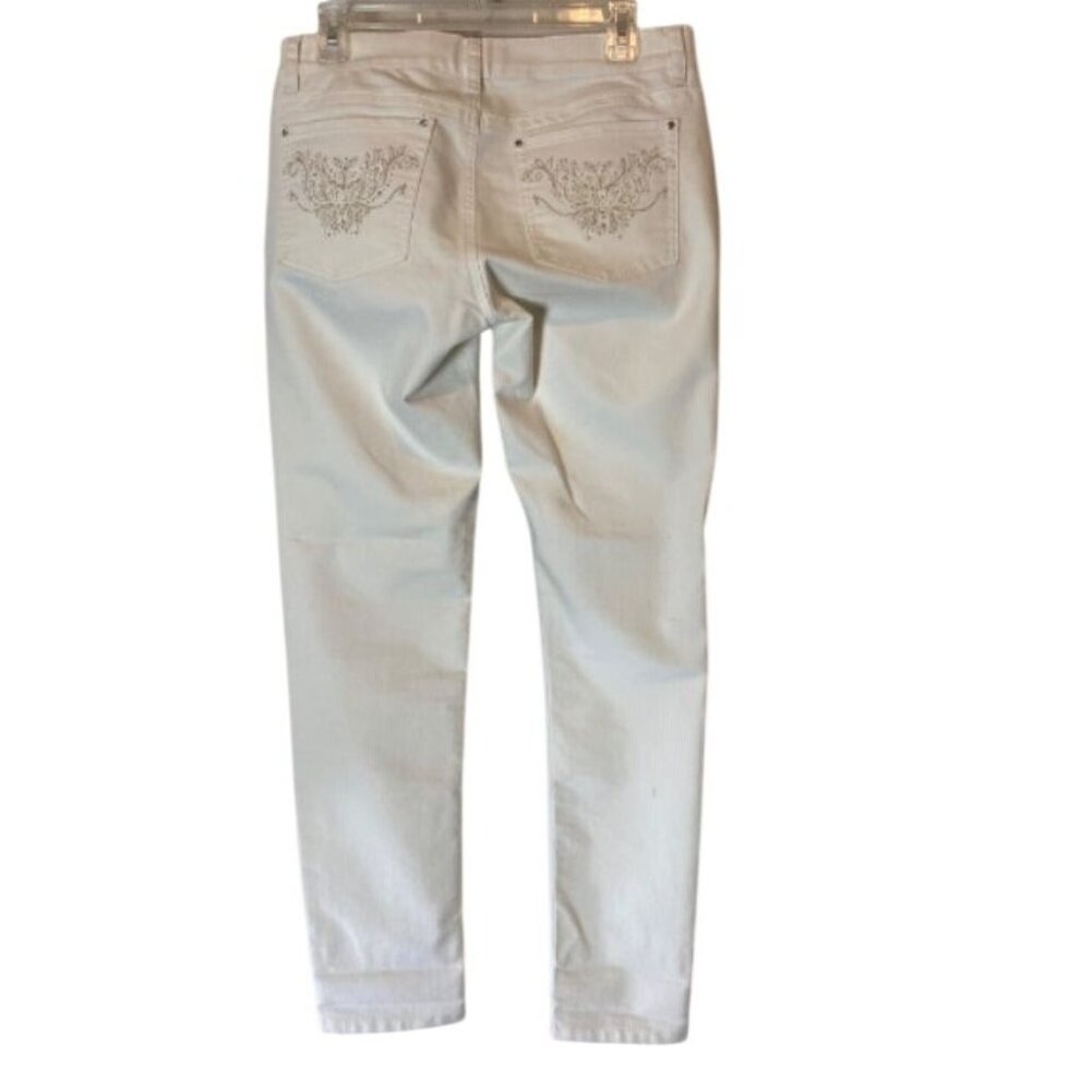 White House Black Market Embroidered Pockets Slim Leg Jeans Size 8